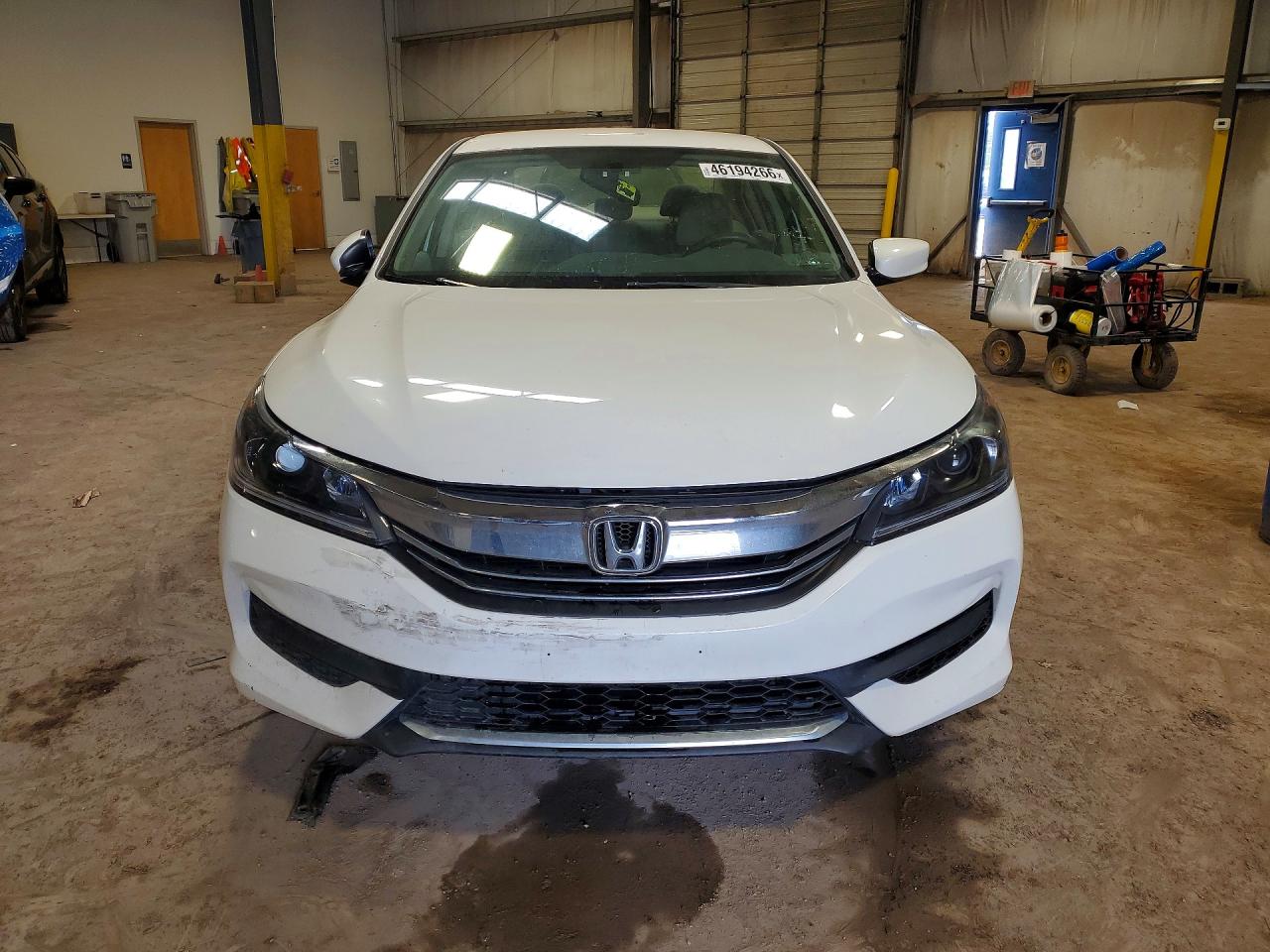 2016 HONDA ACCORD LX photo 5