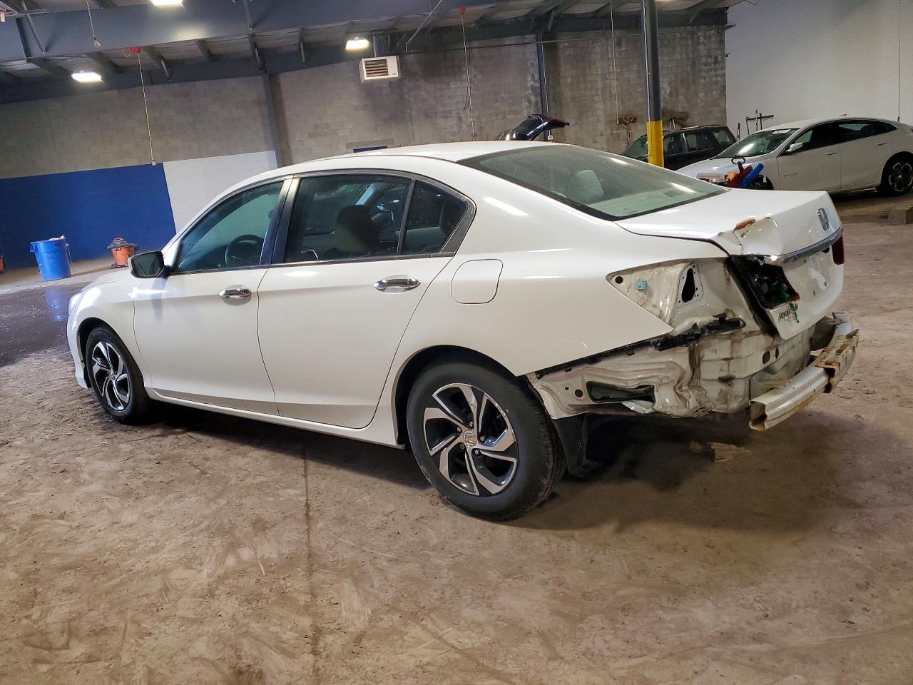 2016 HONDA ACCORD LX photo 2