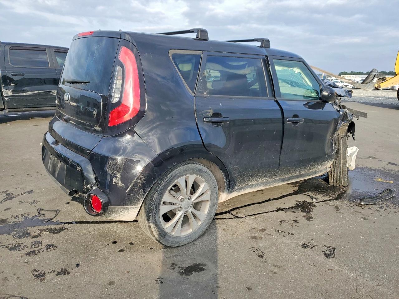 2016 KIA SOUL + photo 3