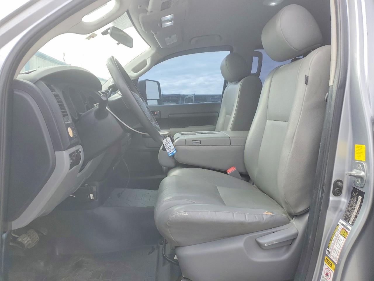 2011 TOYOTA TUNDRA GRADE photo 13