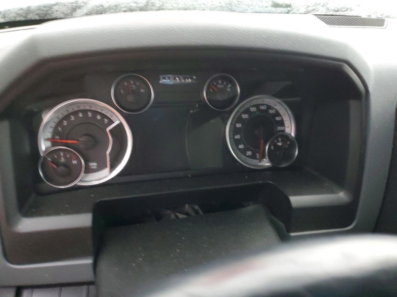 2019 RAM 1500 CLASSIC SLT photo 17