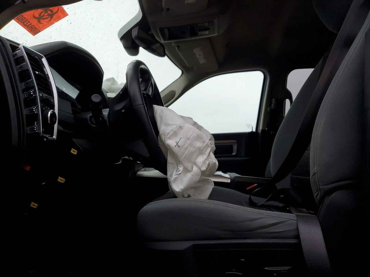 2019 RAM 1500 CLASSIC SLT photo 13