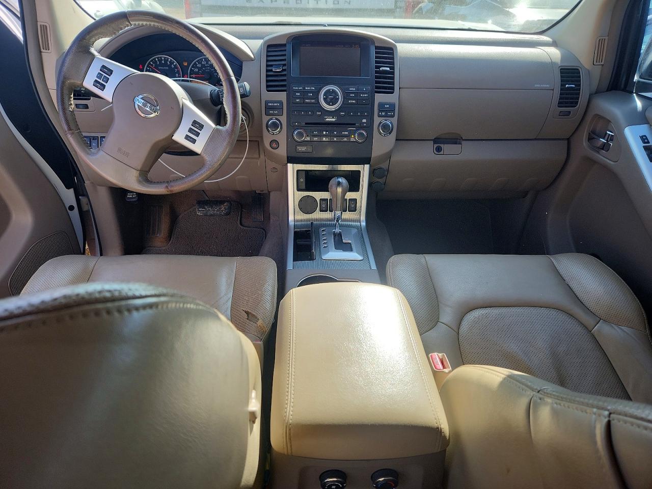 2011 NISSAN PATHFINDER S photo 15
