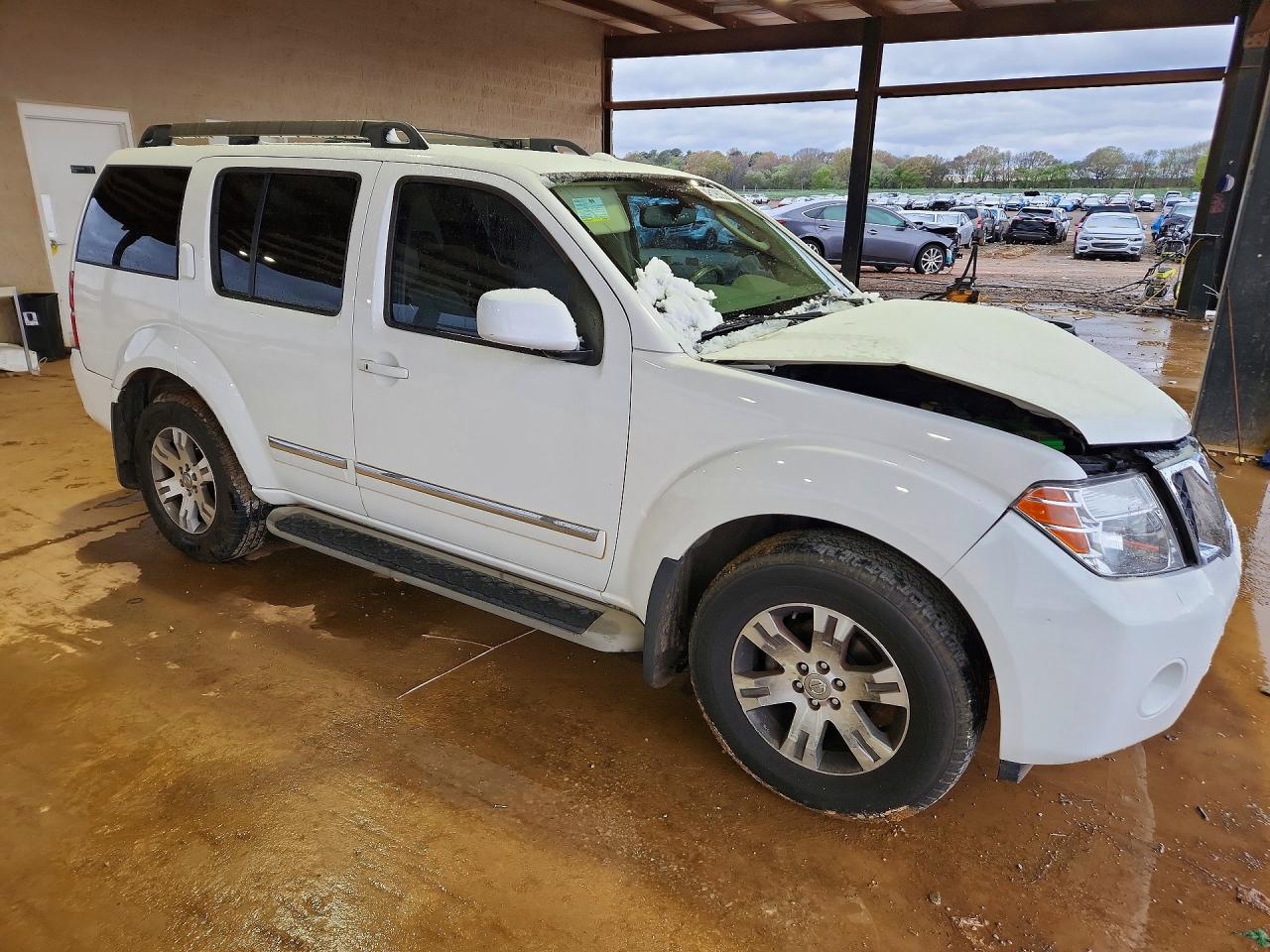 2011 NISSAN PATHFINDER S photo 7