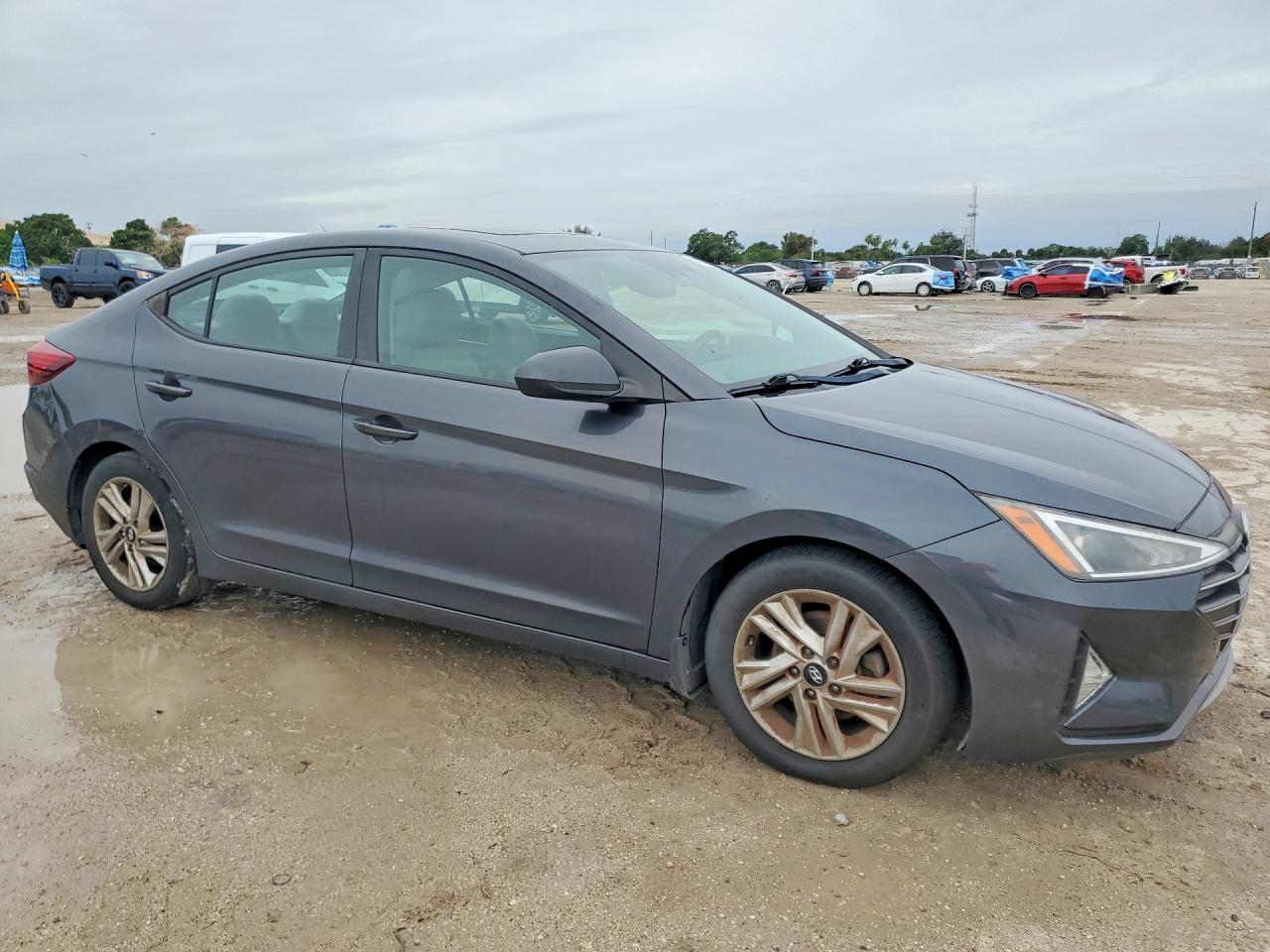2020 HYUNDAI ELANTRA VALUE EDITION photo 4