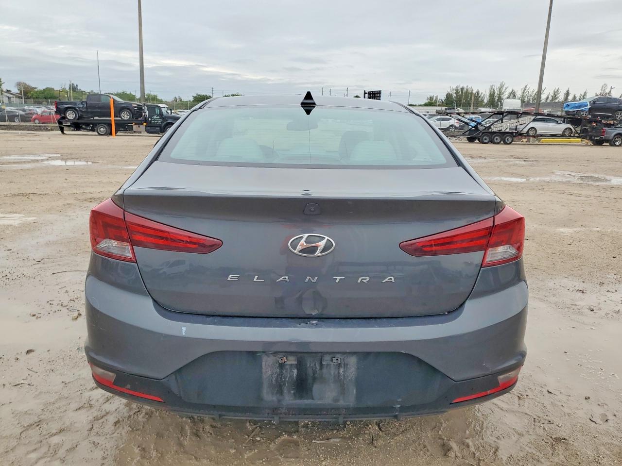 2020 HYUNDAI ELANTRA VALUE EDITION photo 6