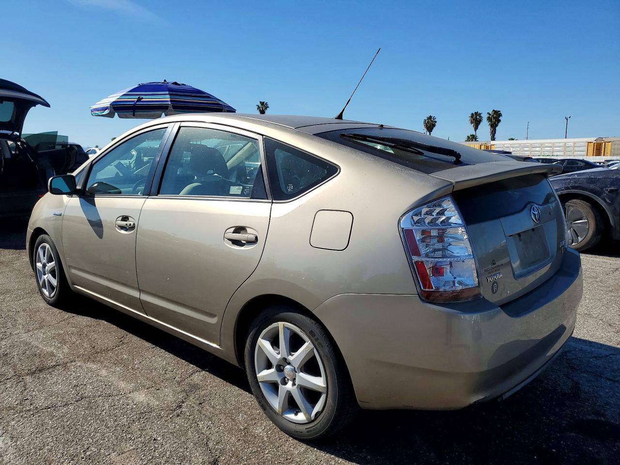 2008 TOYOTA PRIUS TOURING photo 4