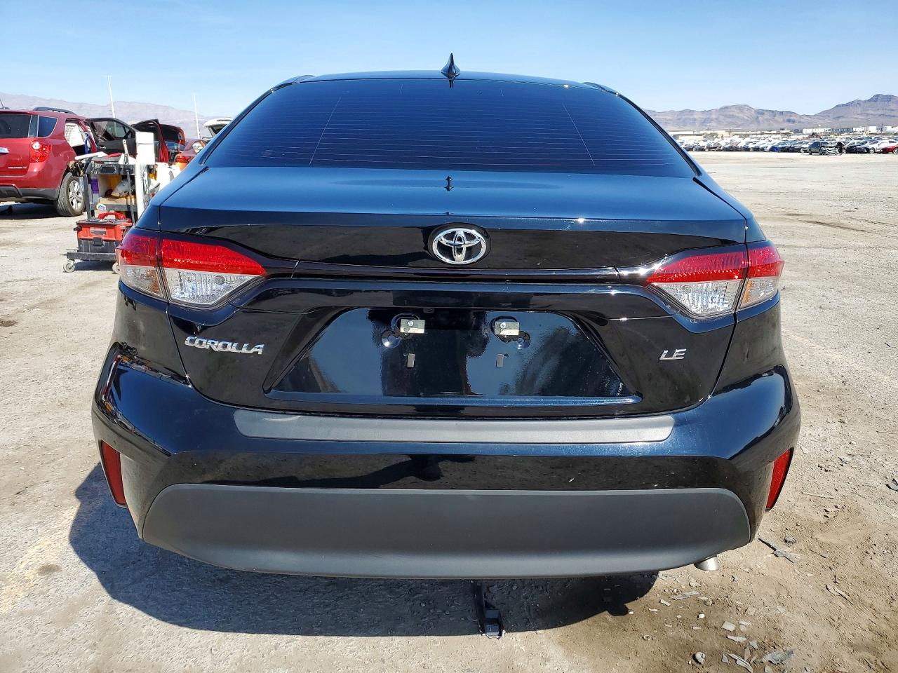 2025 TOYOTA COROLLA LE photo 11