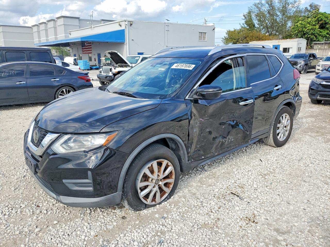 2019 NISSAN ROGUE