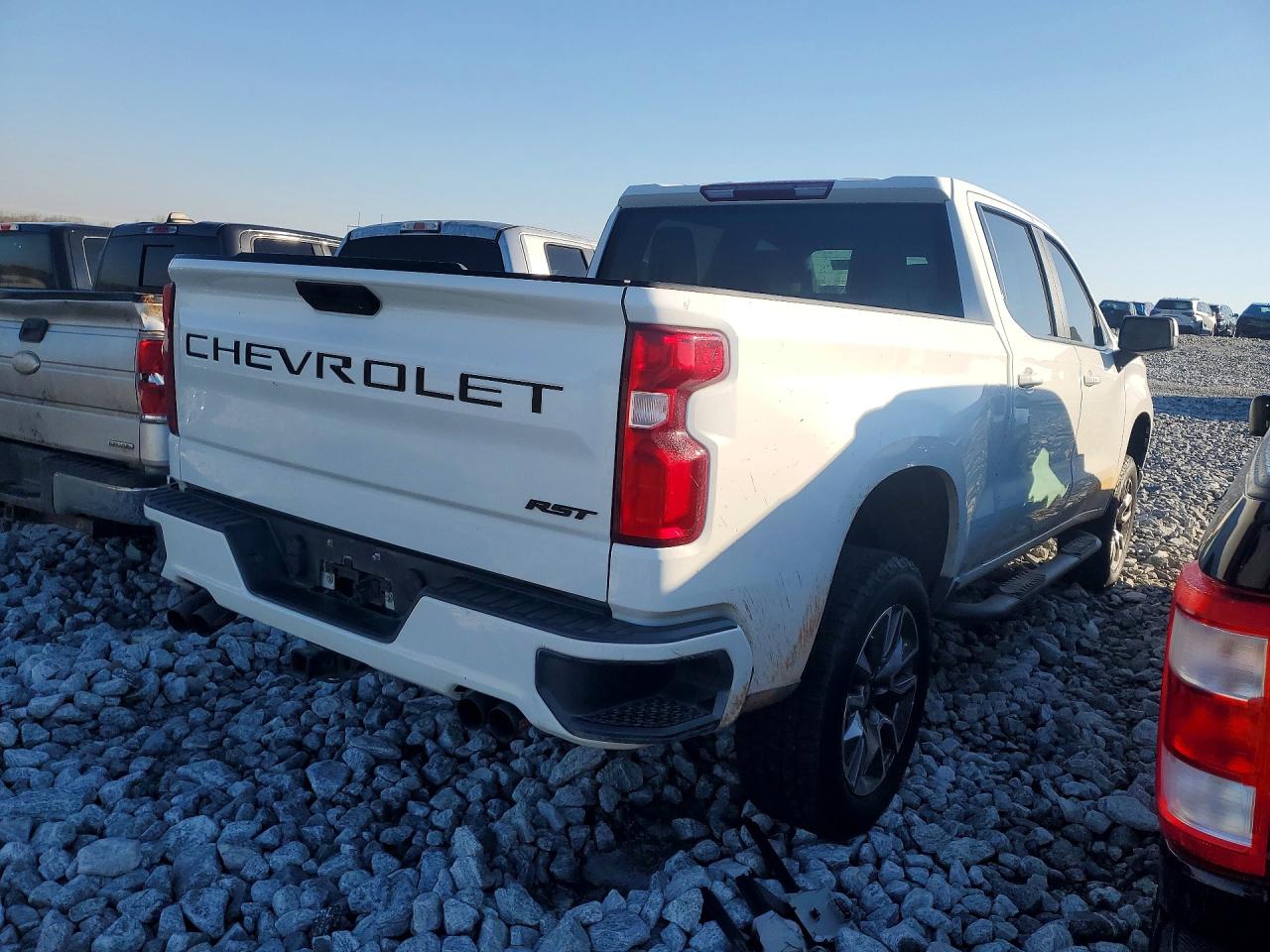 2020 CHEVROLET SILVERADO K1500 RST photo 5
