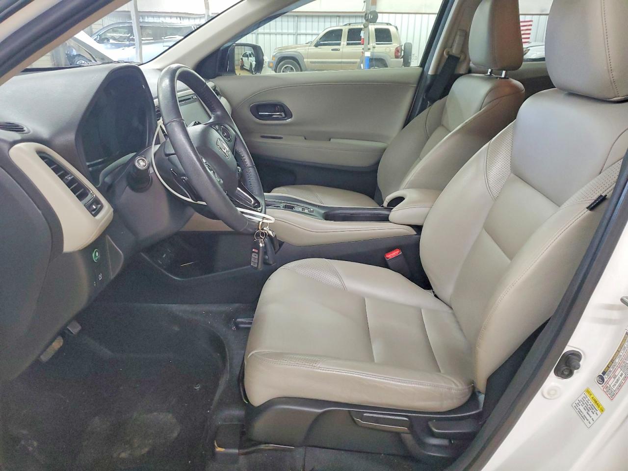 2016 HONDA HR-V EXL photo 13
