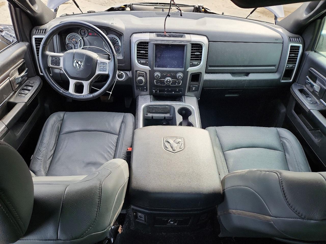 2021 RAM 1500 CLASSIC SLT photo 22