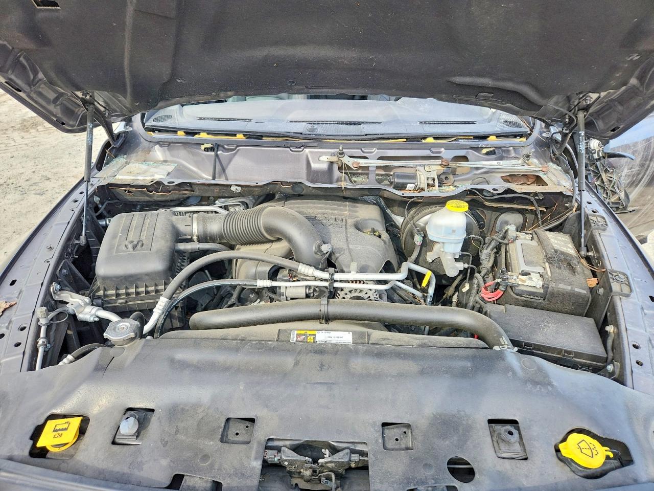 2021 RAM 1500 CLASSIC SLT photo 31