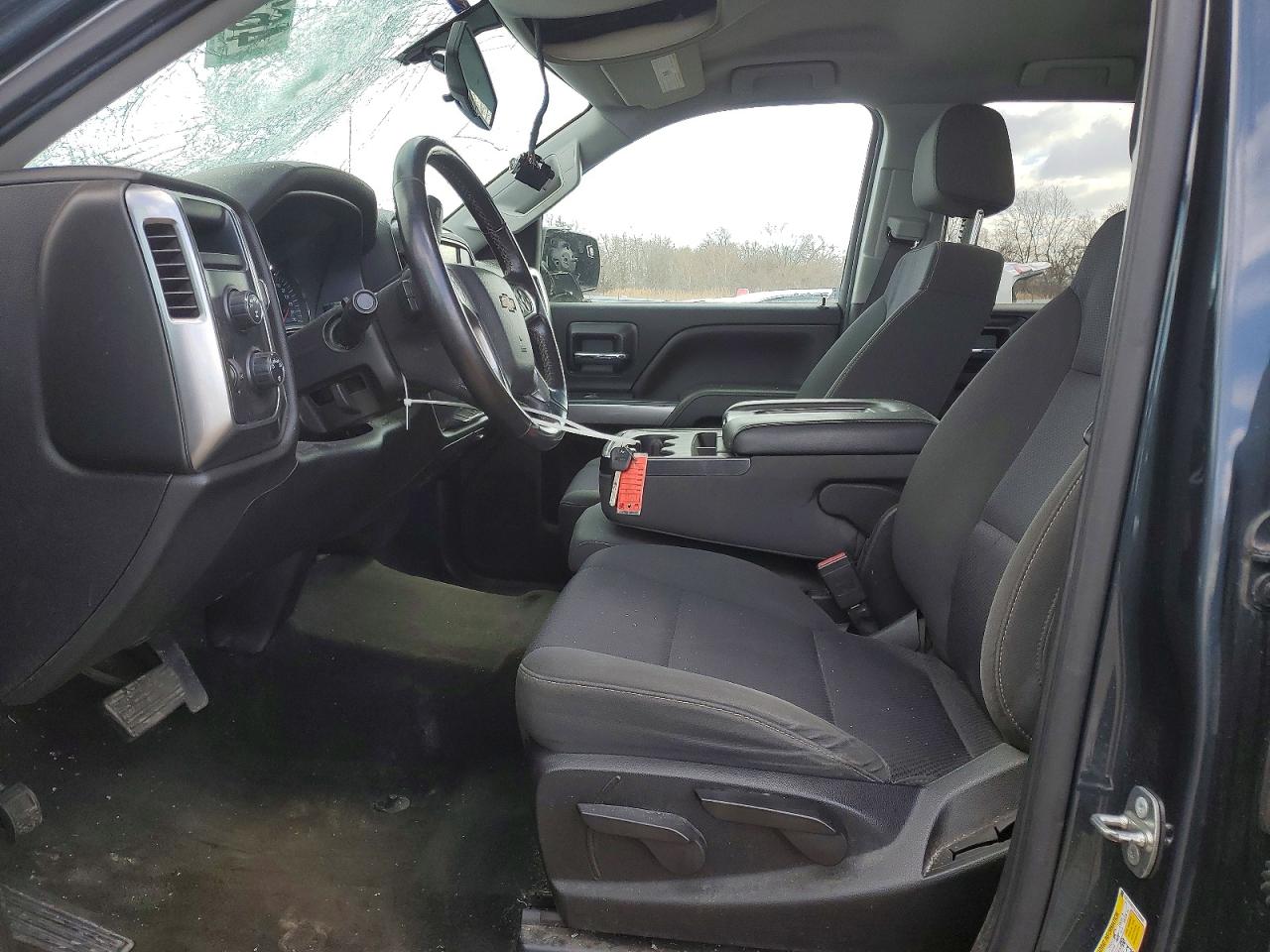 2018 CHEVROLET SILVERADO LT photo 19
