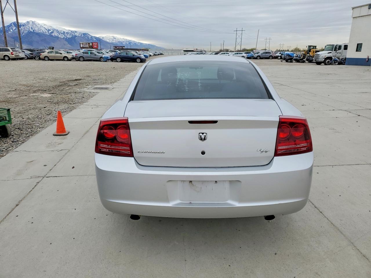 2006 DODGE CHARGER R photo 11