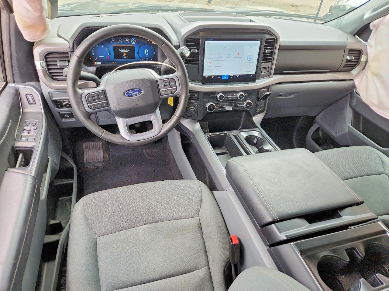 2025 FORD F150 XLT photo 15