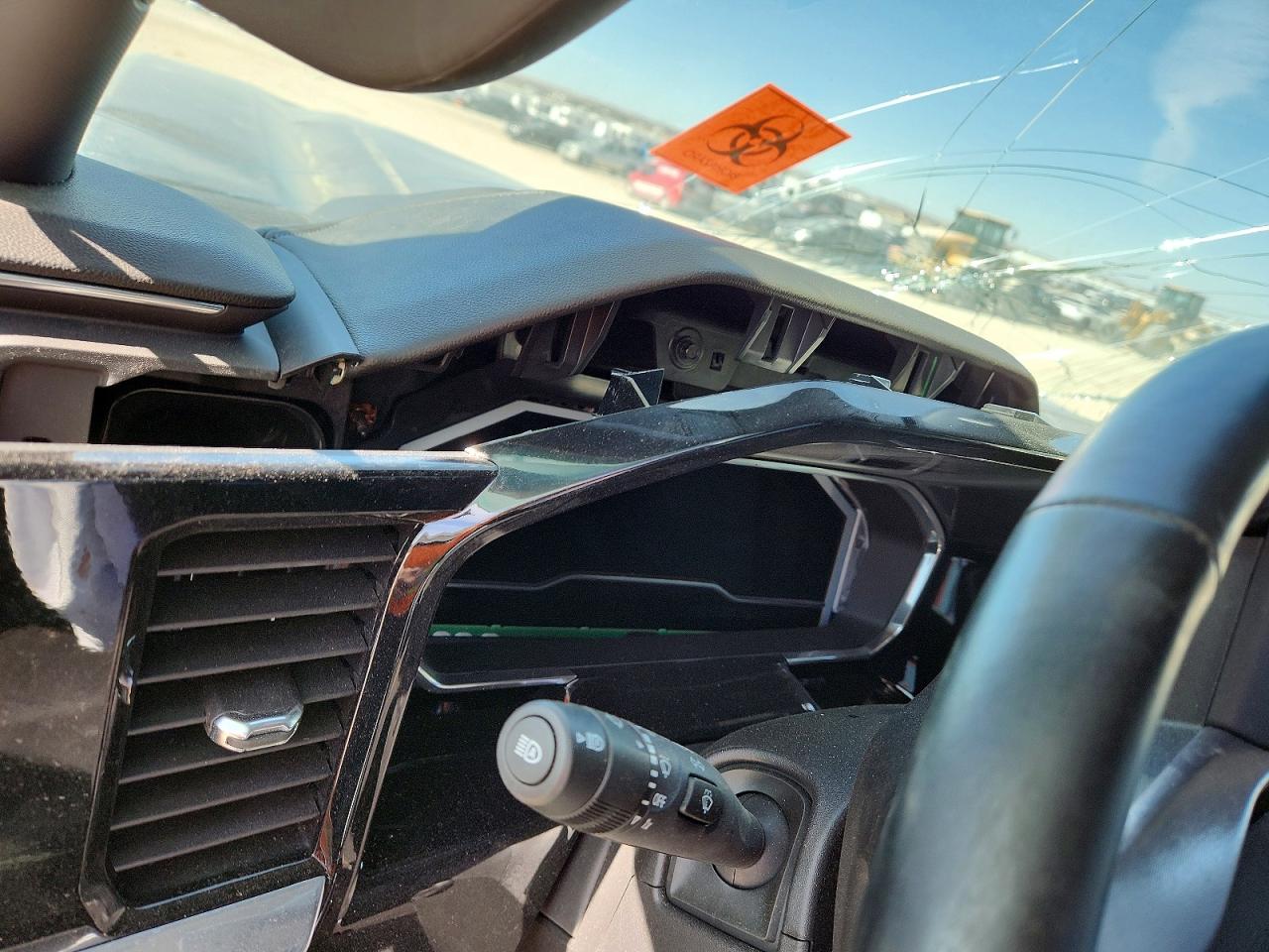 2025 GMC SIERRA K1500 SLT photo 17