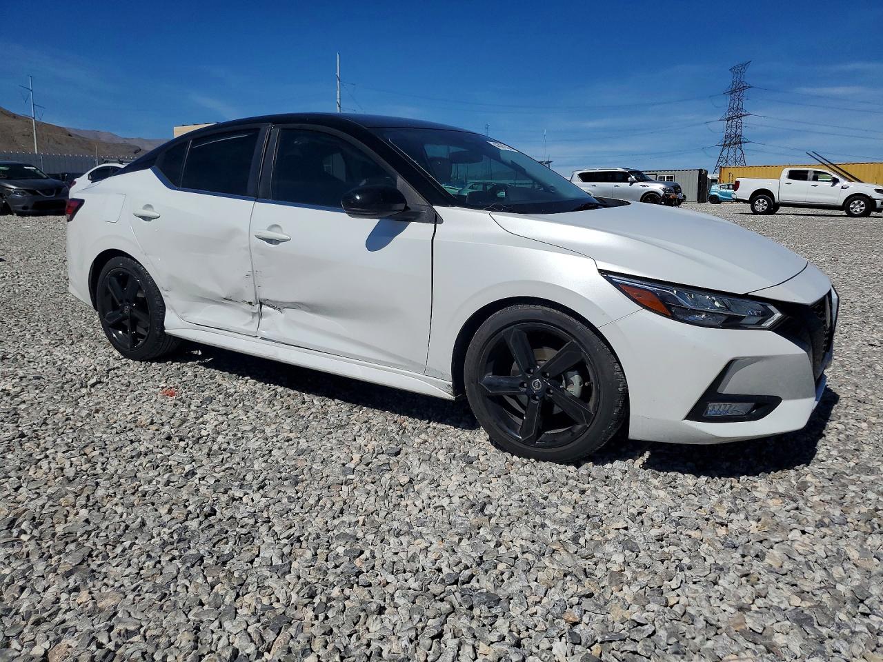 2022 NISSAN SENTRA SR photo 7
