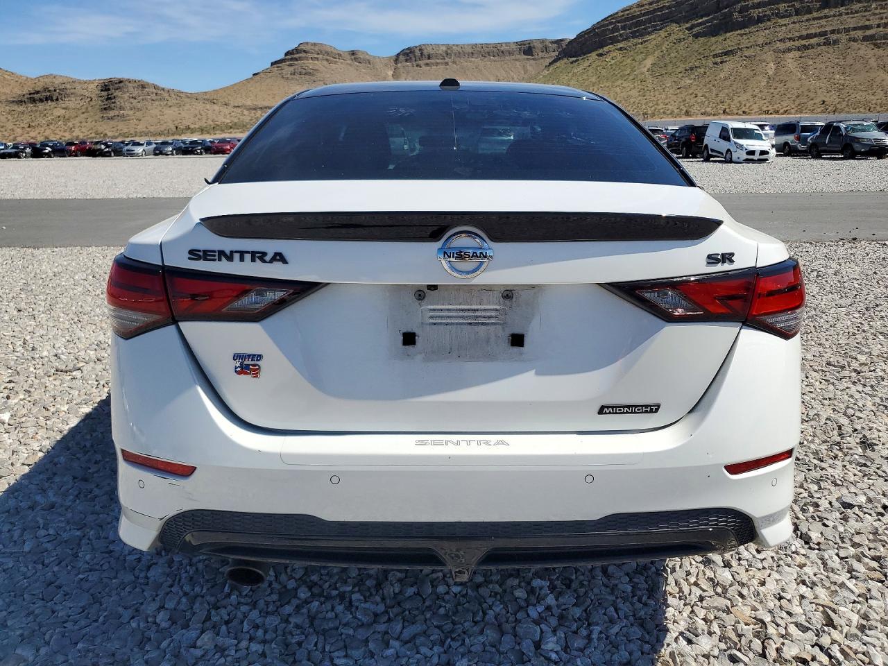 2022 NISSAN SENTRA SR photo 11