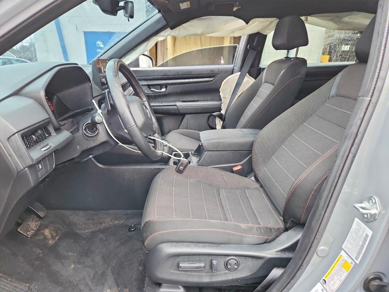 2025 HONDA CR-V SPORT photo 13