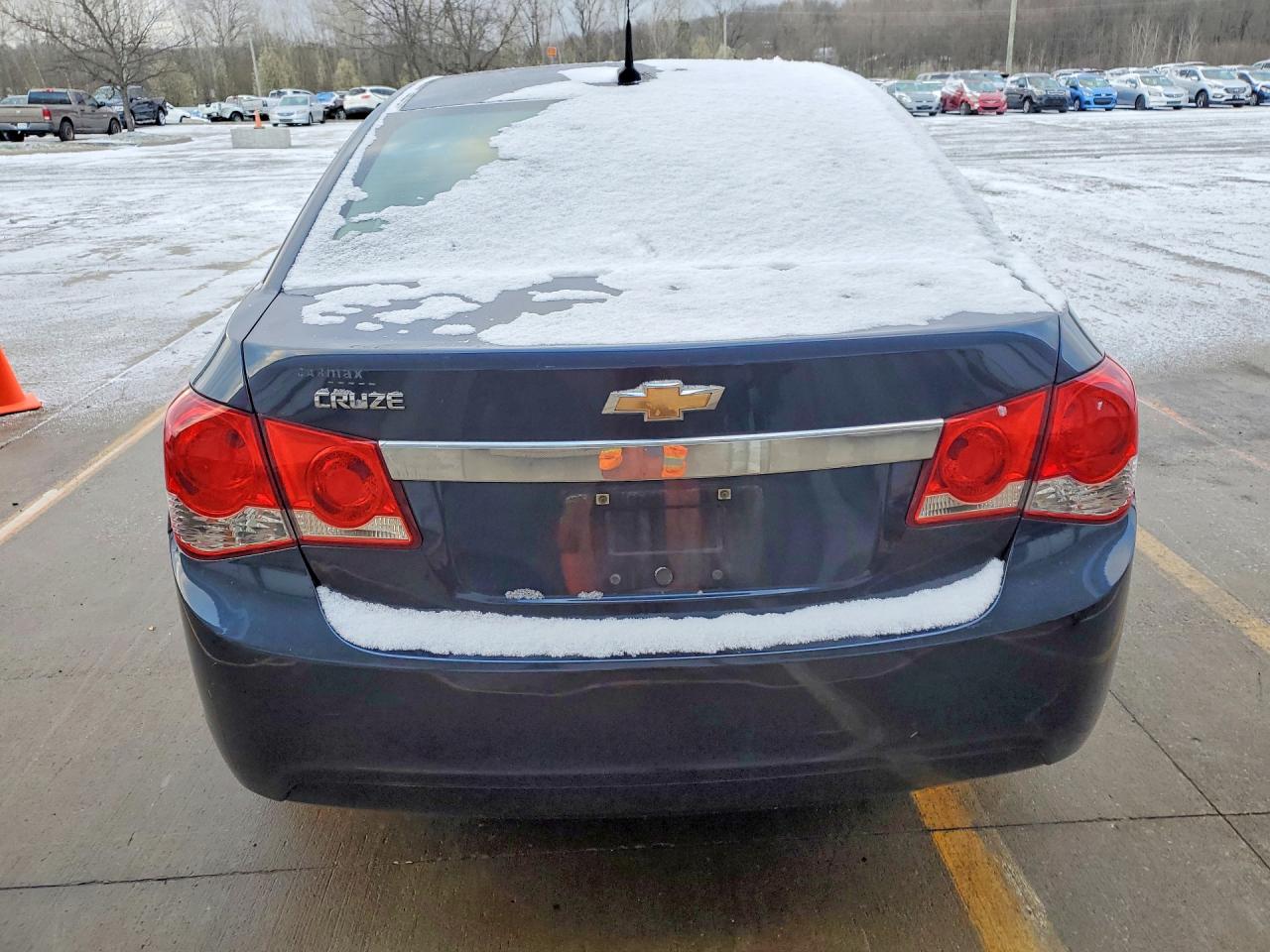 2014 CHEVROLET CRUZE LS photo 11