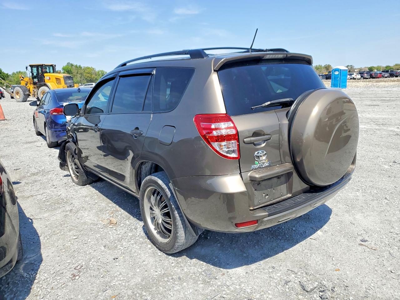 2012 TOYOTA RAV4 BASE photo 2