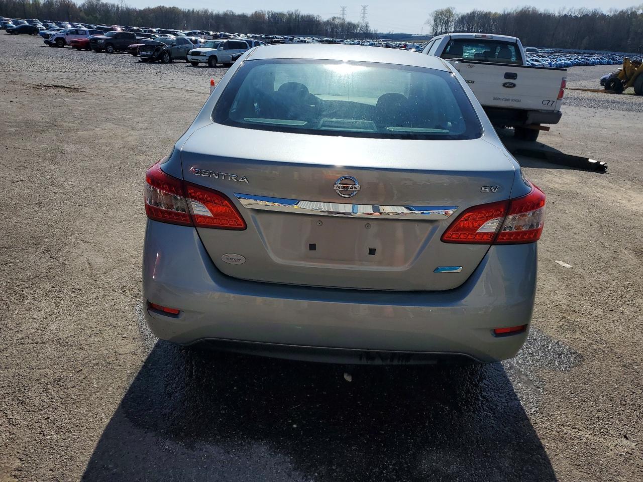 2013 NISSAN SENTRA S photo 11