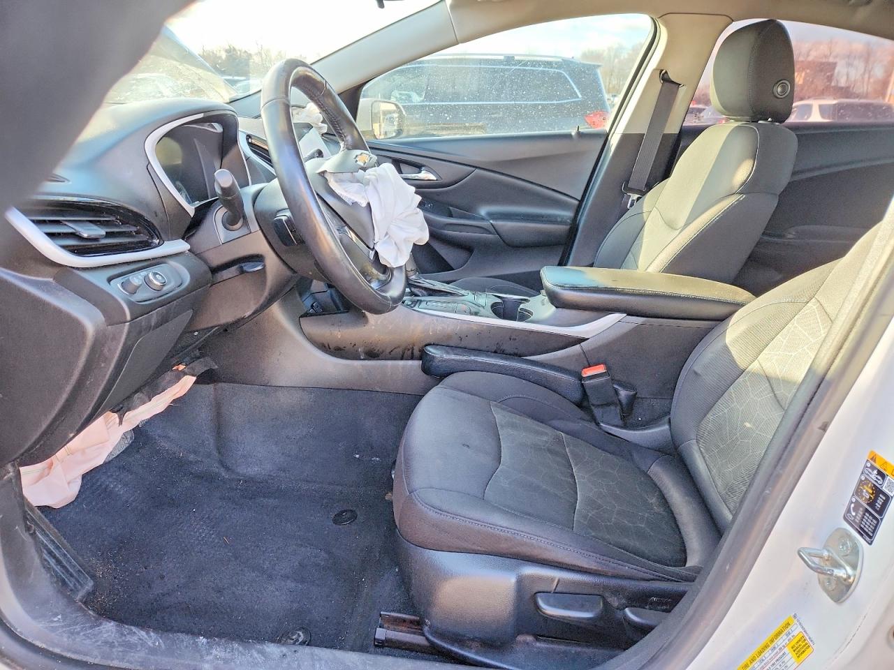 2017 CHEVROLET VOLT LT photo 7