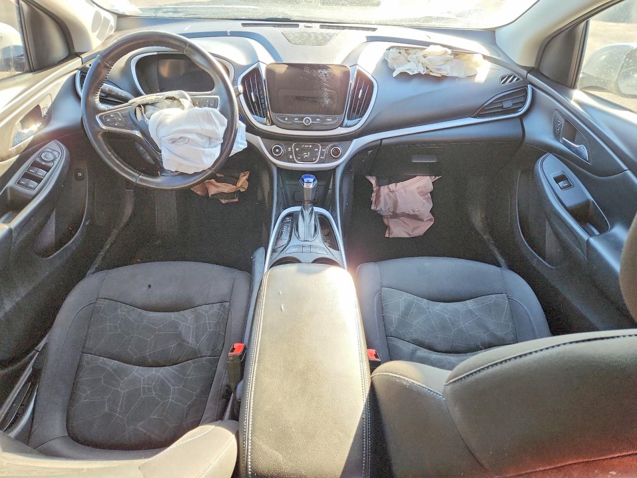 2017 CHEVROLET VOLT LT photo 8
