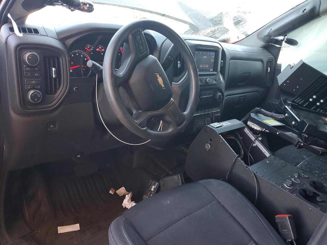 2021 CHEVROLET SILVERADO K1500 photo 8
