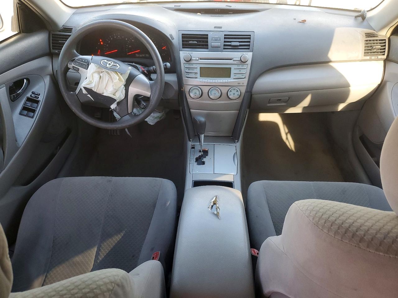 2009 TOYOTA CAMRY BASE photo 15