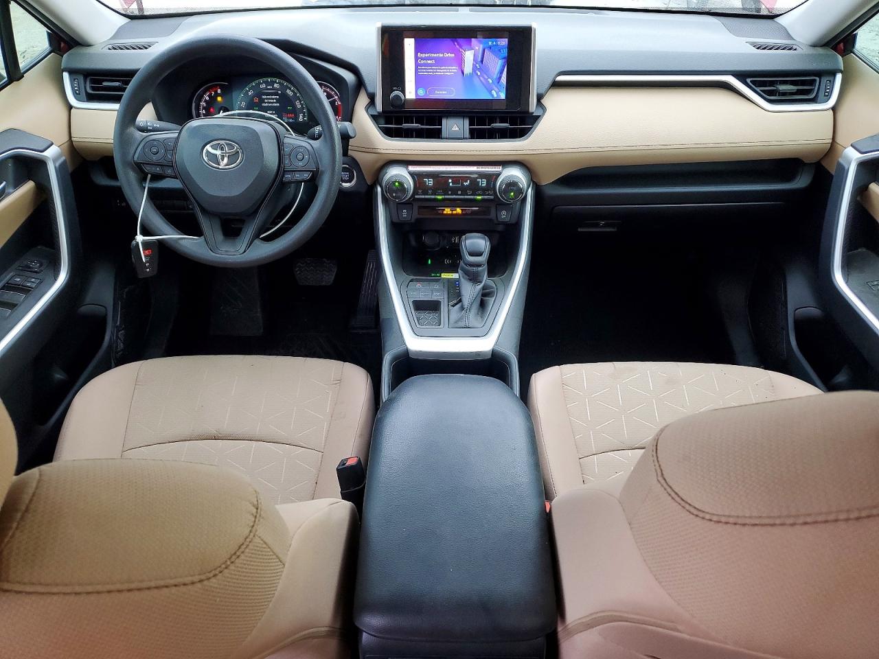 2024 TOYOTA RAV4 XLE photo 8