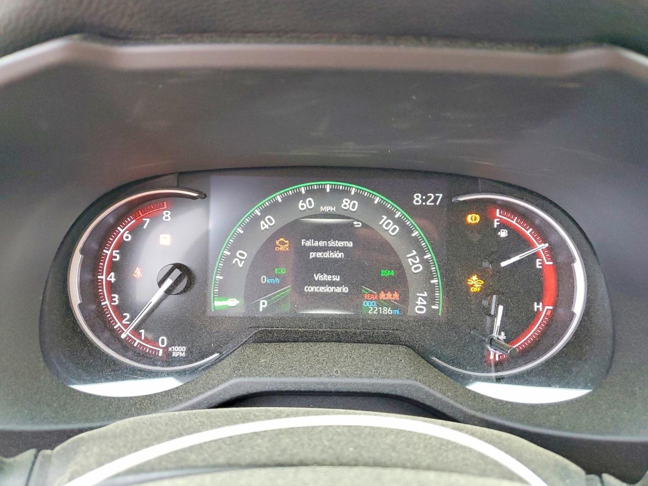 2024 TOYOTA RAV4 XLE photo 9