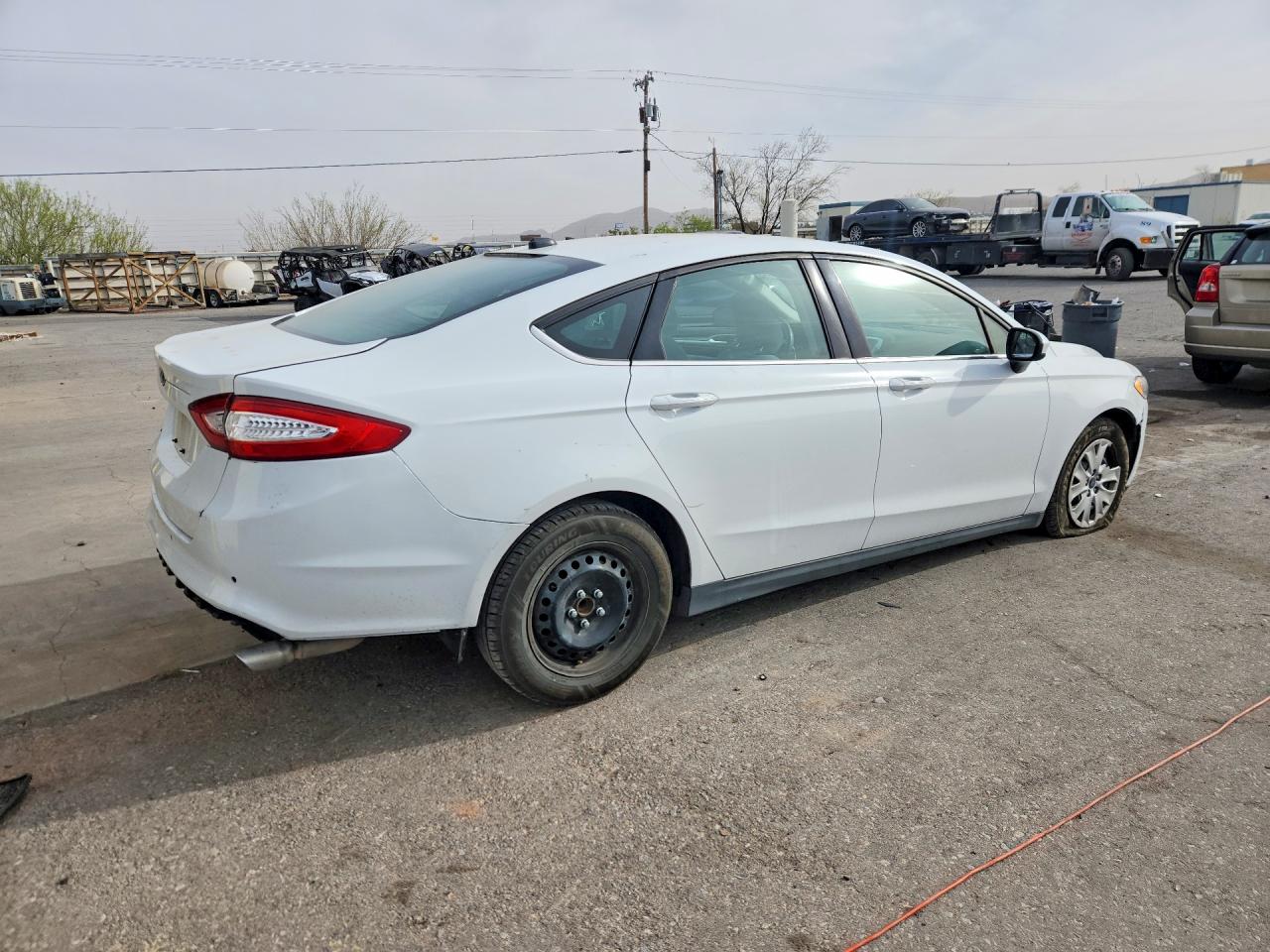 2014 FORD FUSION S photo 5