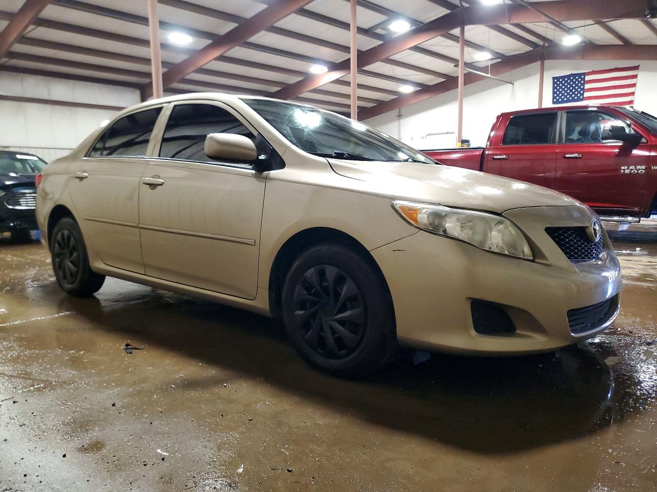 2010 TOYOTA COROLLA LE photo 7