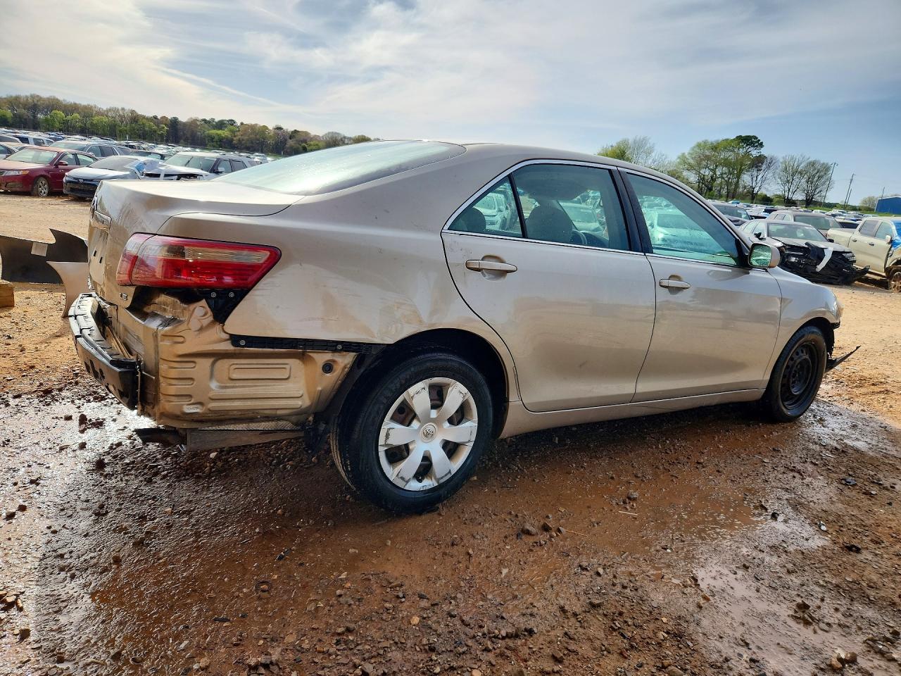 2007 TOYOTA CAMRY LE photo 7