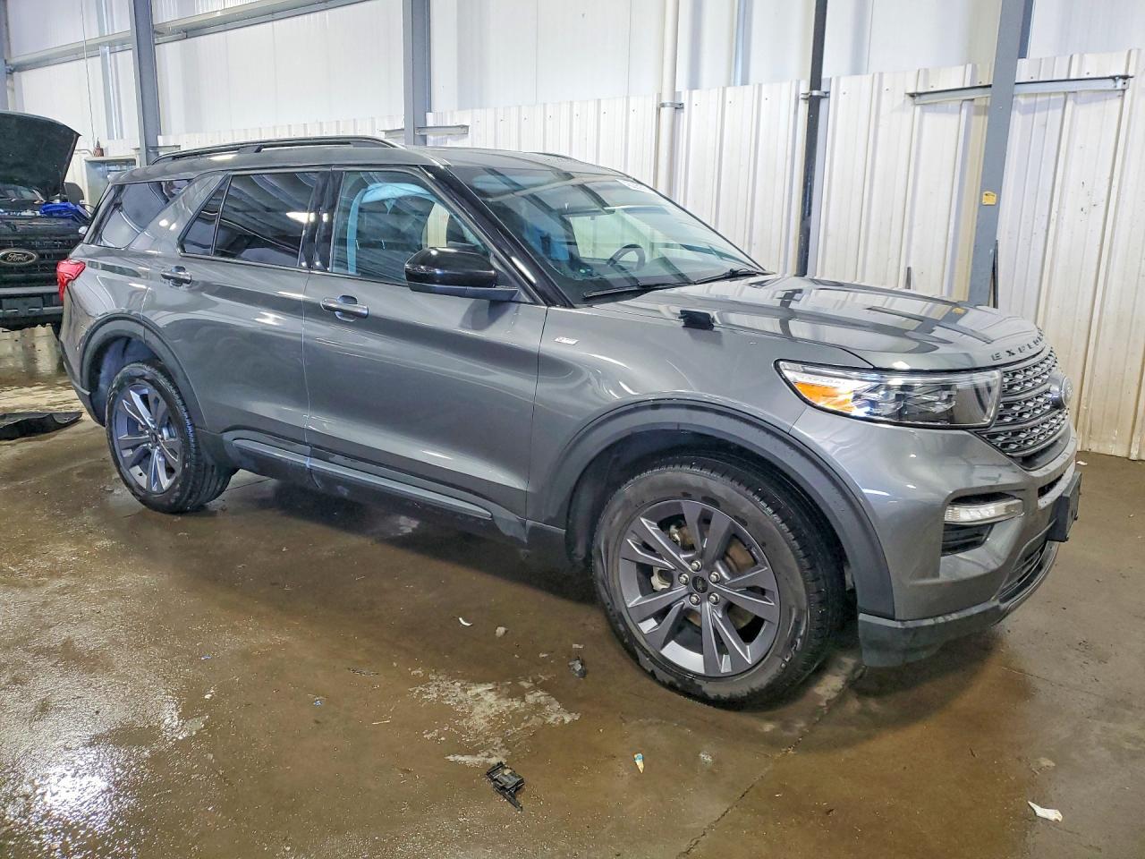 2023 FORD EXPLORER XLT photo 7