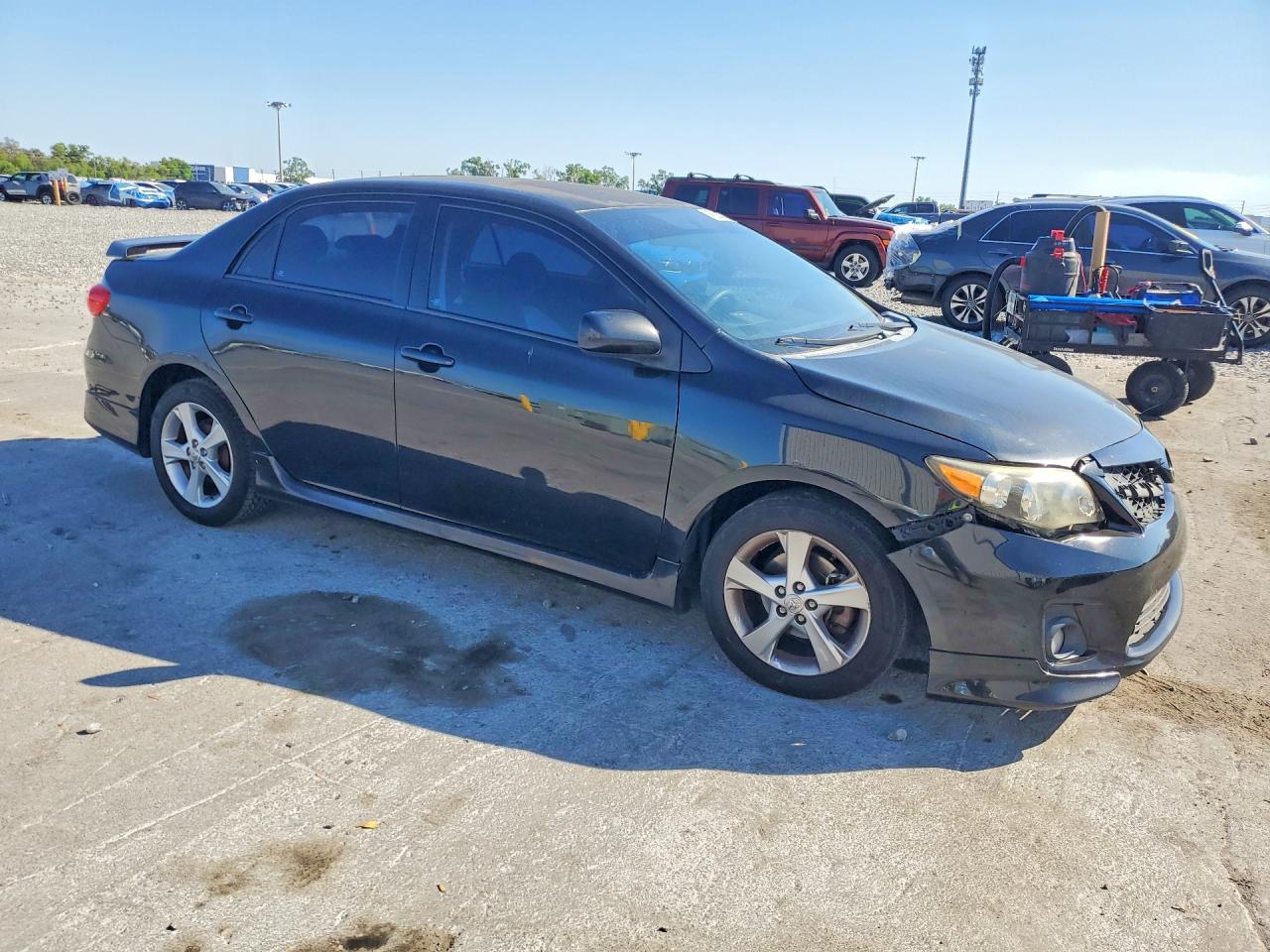 2013 TOYOTA COROLLA S photo 10