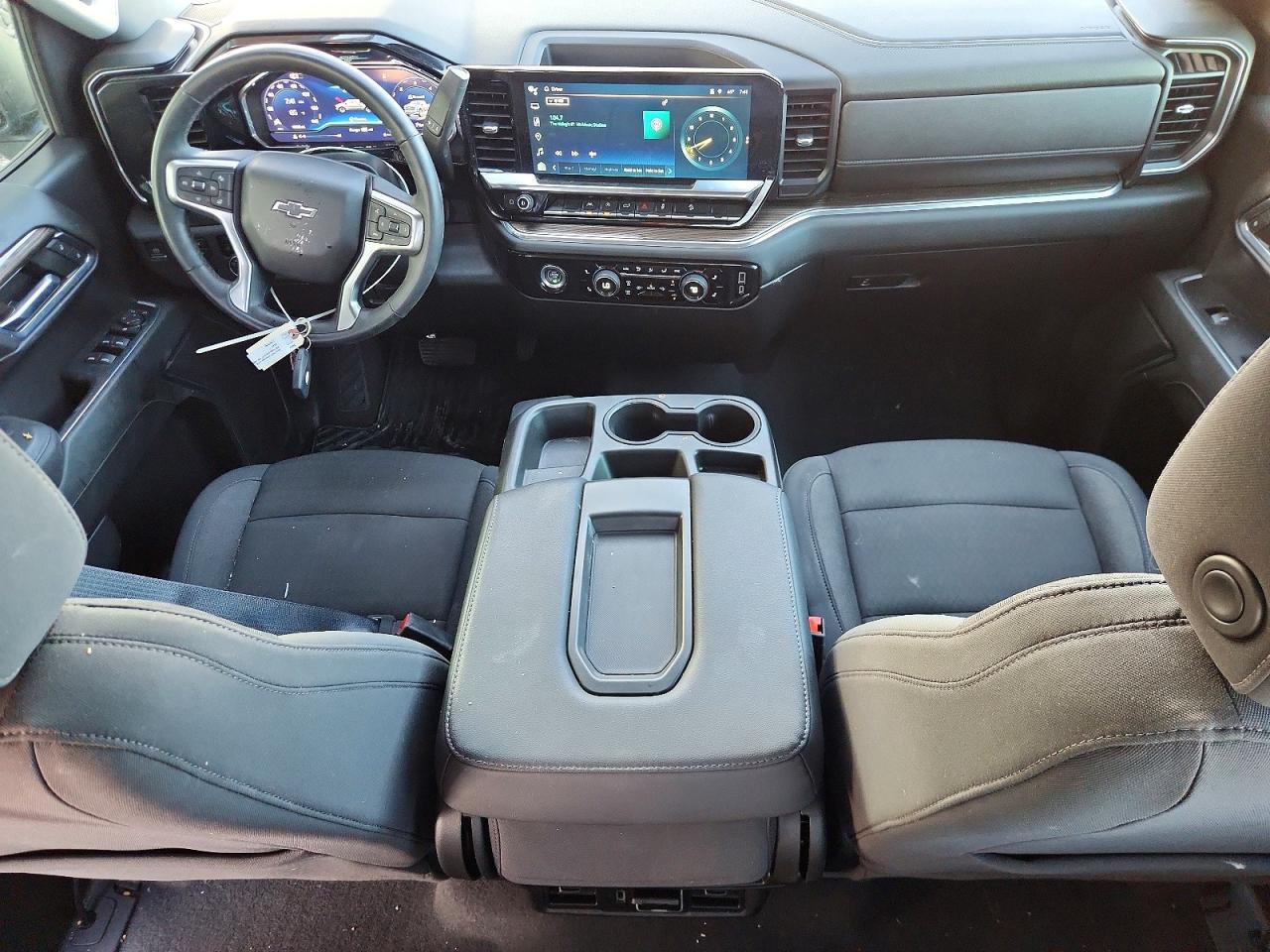2024 CHEVROLET SILVERADO K1500 RST photo 15