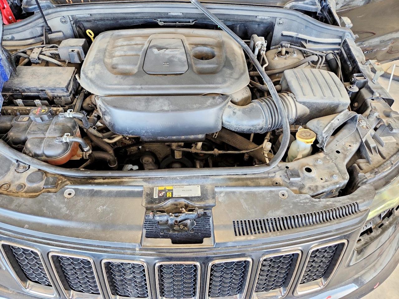 2016 JEEP GRAND CHEROKEE OVERLAND photo 21