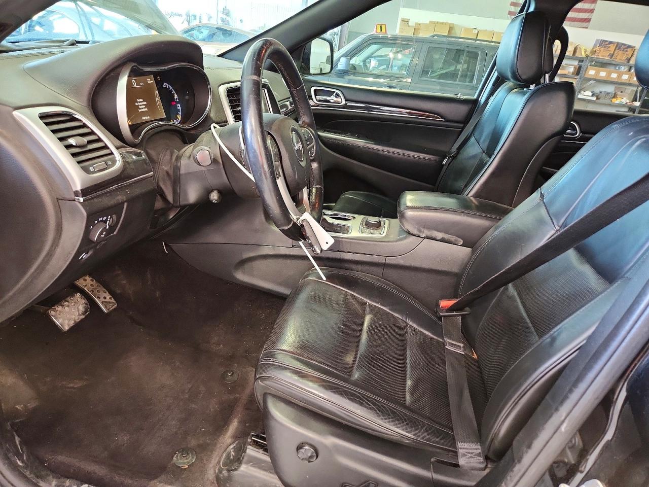 2016 JEEP GRAND CHEROKEE OVERLAND photo 13