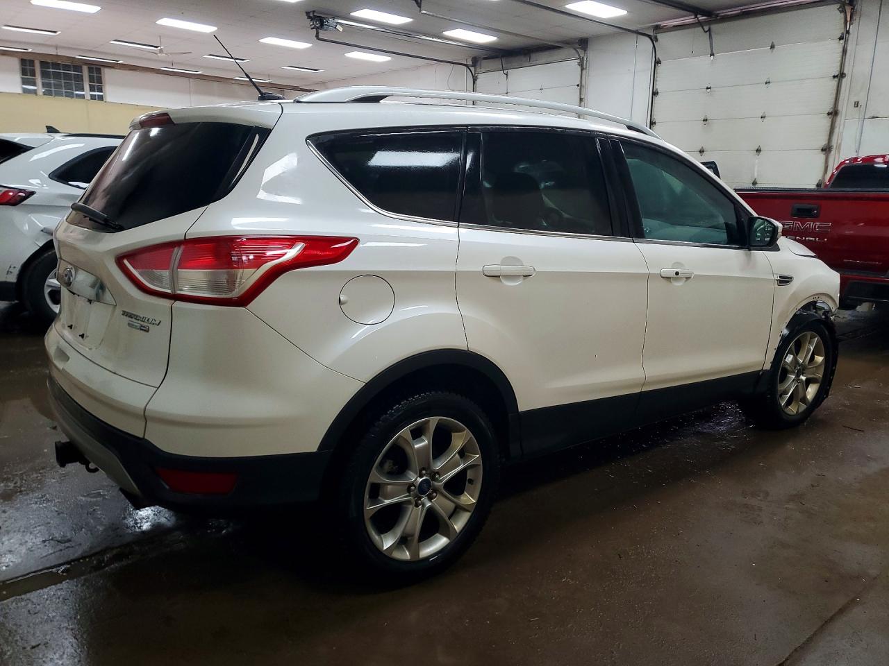 2016 FORD ESCAPE TITANIUM photo 5