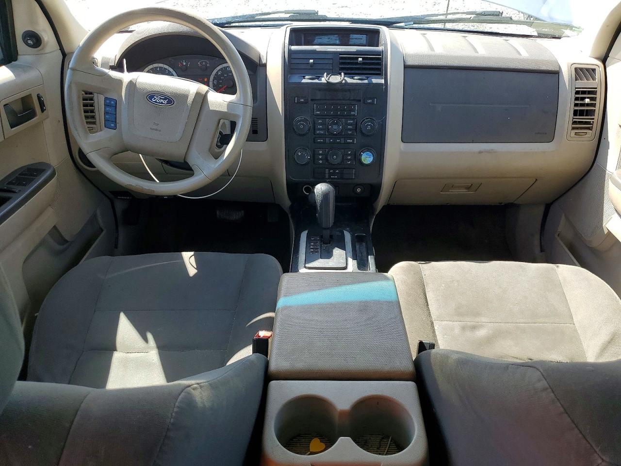 2010 FORD ESCAPE XLS photo 15