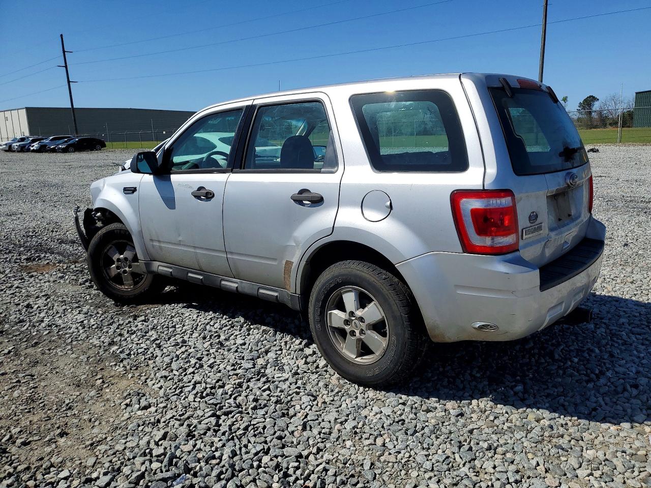 2010 FORD ESCAPE XLS photo 3