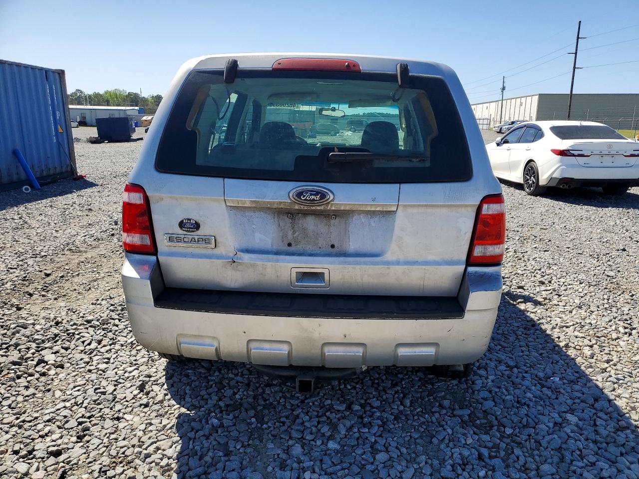 2010 FORD ESCAPE XLS photo 11
