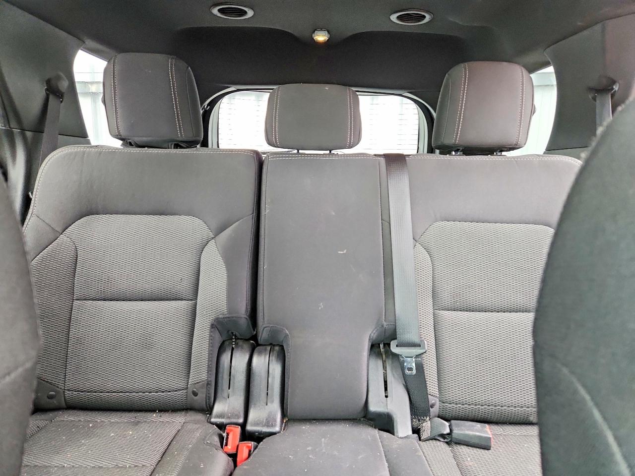 2017 FORD EXPLORER XLT photo 10