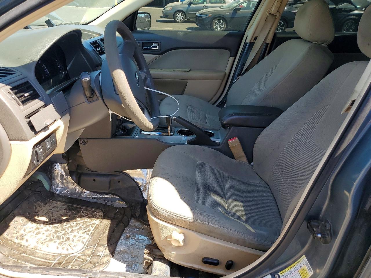 2011 FORD FUSION SE photo 13