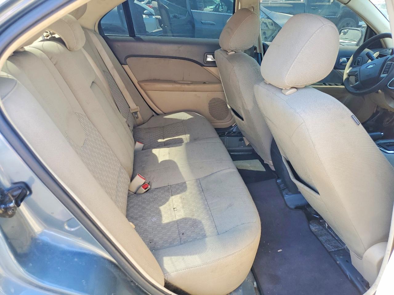 2011 FORD FUSION SE photo 19