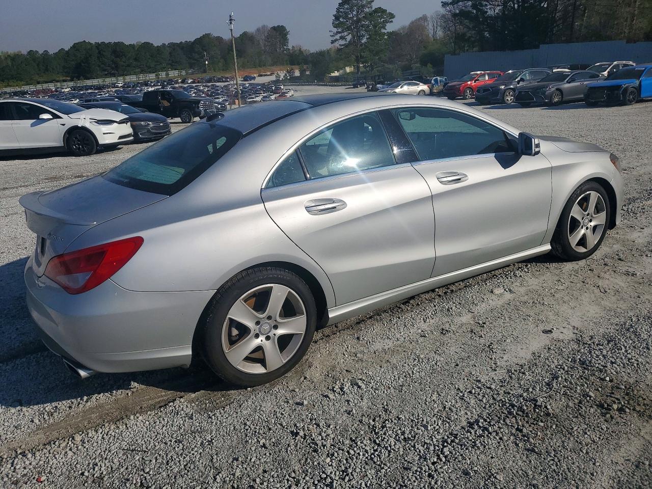 2016 MERCEDES-BENZ CLA 250 4MATIC photo 5