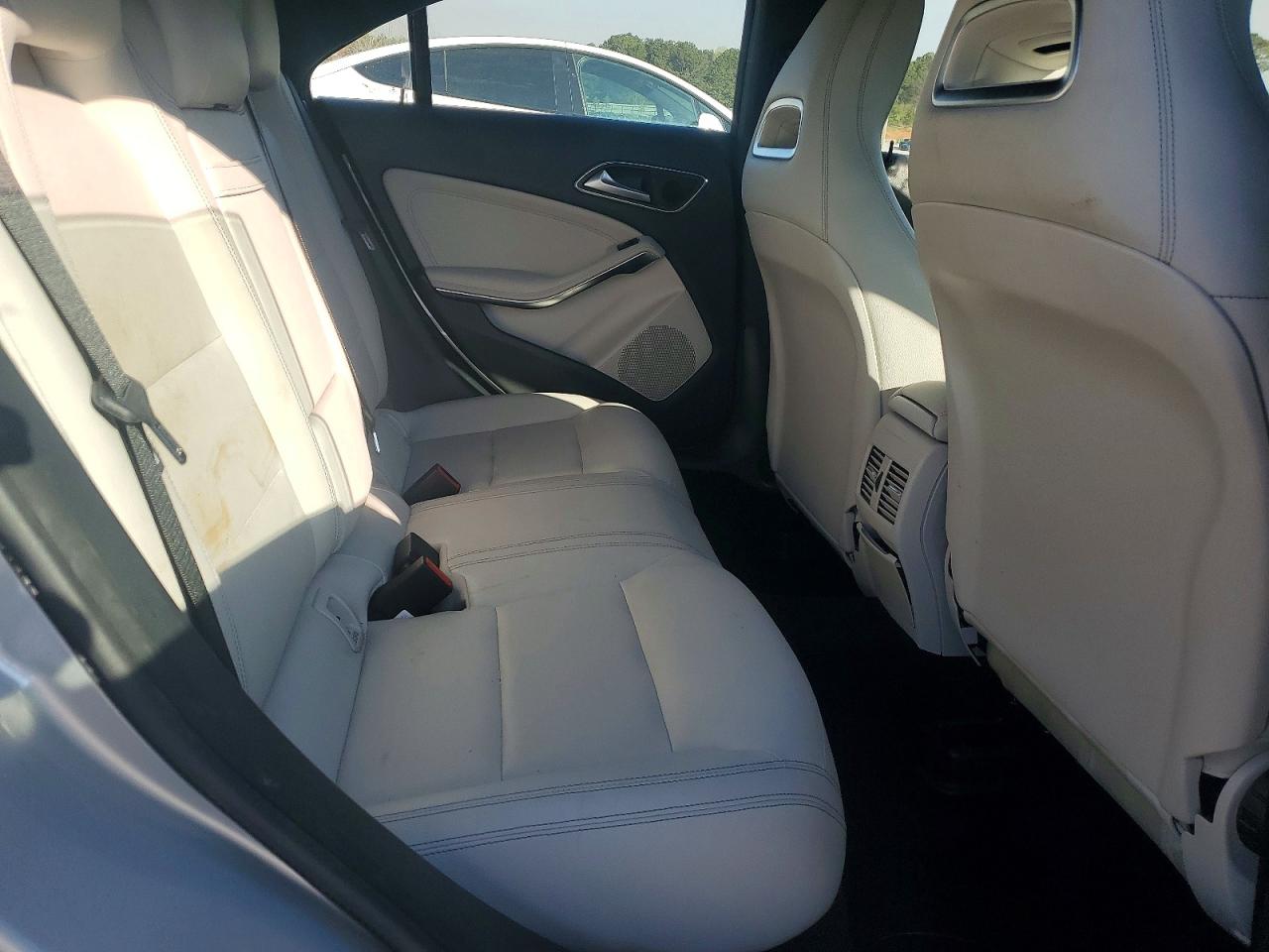2016 MERCEDES-BENZ CLA 250 4MATIC photo 19